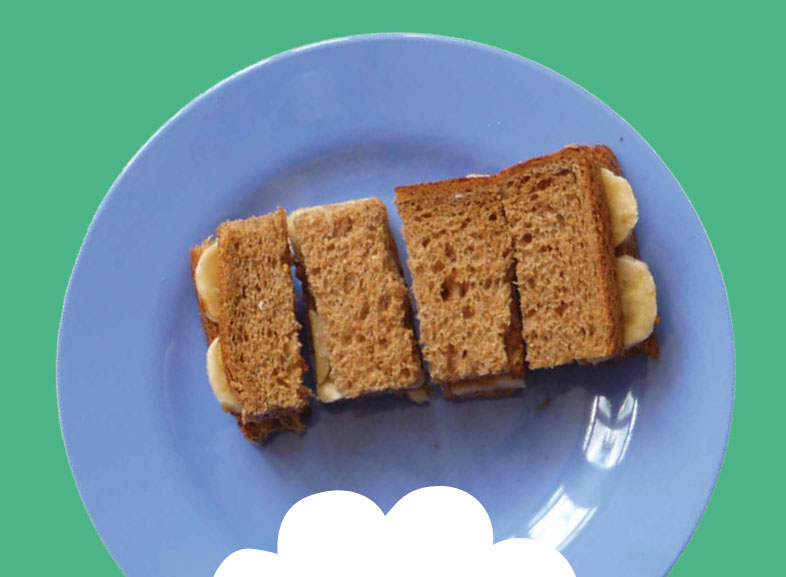 Brechdanau menyn pysgnau a banana, gyda moron a chiwcymbr Image